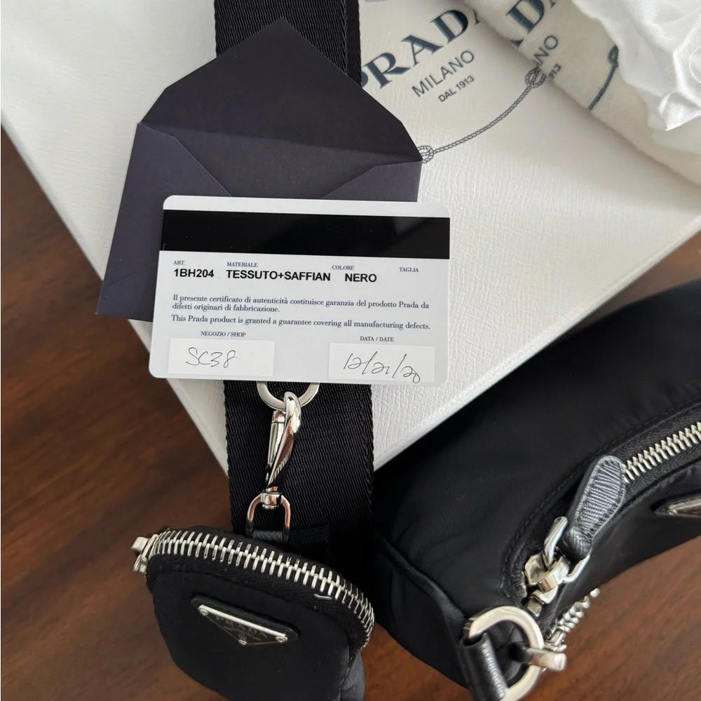 Prada Re-Edition 2005 Re-Nylon bag - Picture 10 of 13